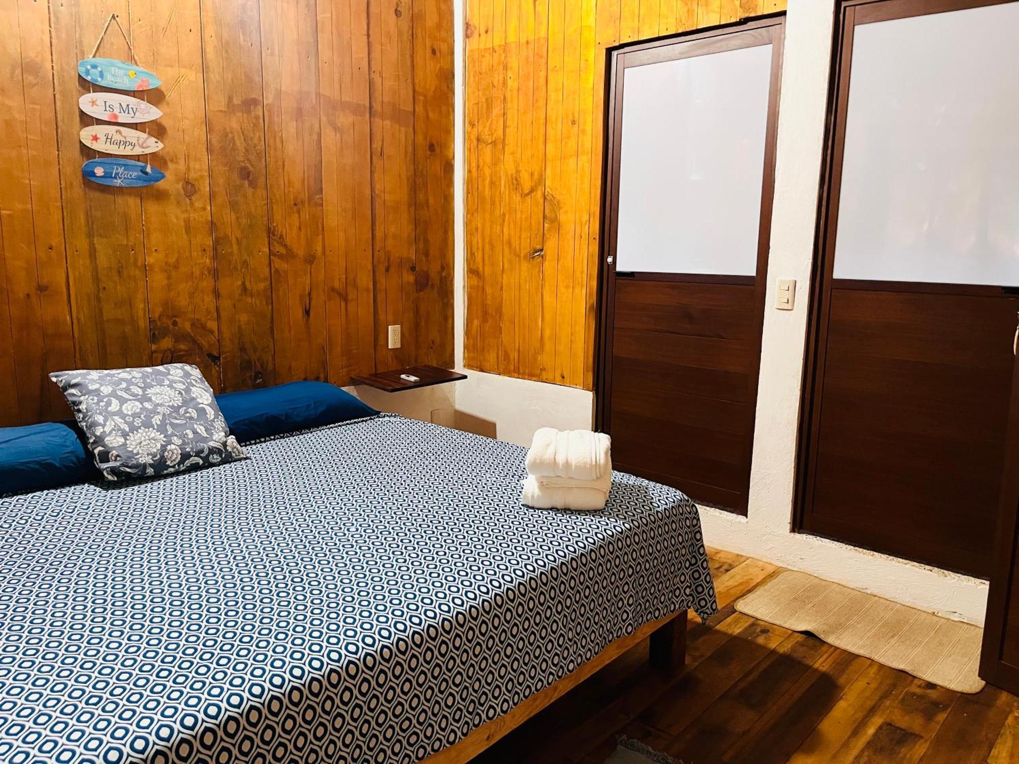 Campsite Blue House Puerto Escondido (Oaxaca)