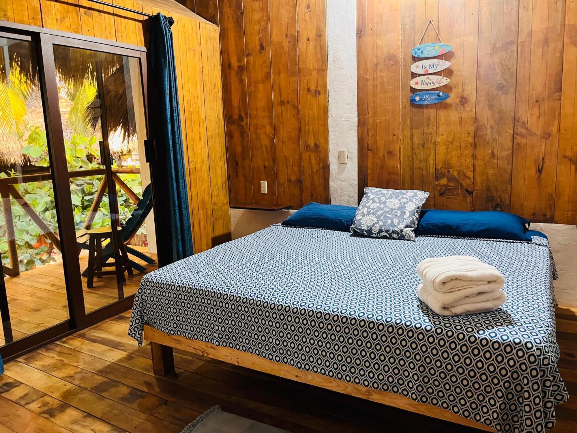Campsite Blue House Puerto Escondido (Oaxaca)